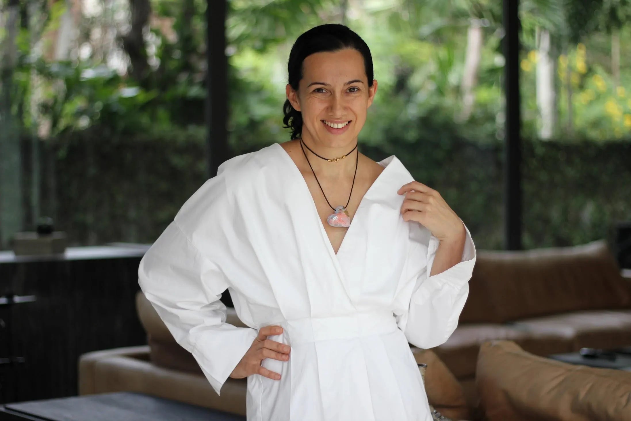 Porcelain Heart Statement Necklace. Modern stylish jewelry trend.